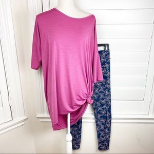 LuLaRoe Set//Purple top and Butterfly leggings